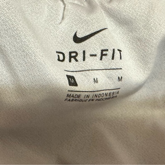 Nike DRI-FIT Grey Shorts / medium - Picture 4 of 4
